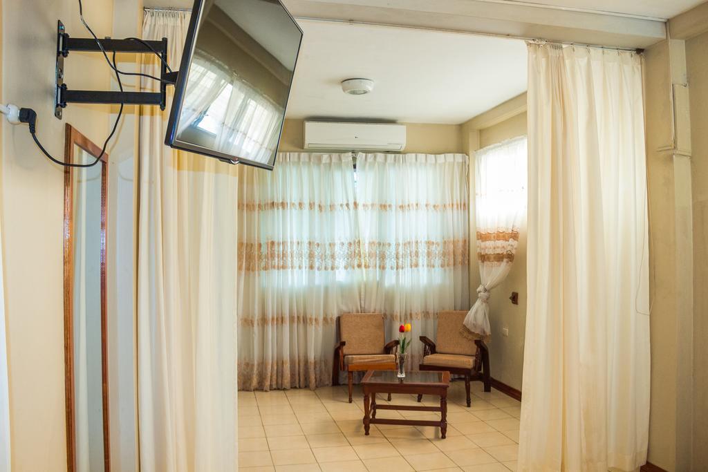 Hotel Golden Star Iquitos Exterior photo